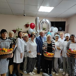 Диализный центр «Нефролайн» в Горно-Алтайске празднует свой юбилей 